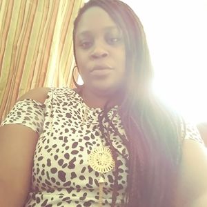 Meet your Posher, Precious